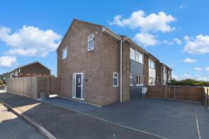 41, Shakespeare Road, St. Ives PE27 6TT