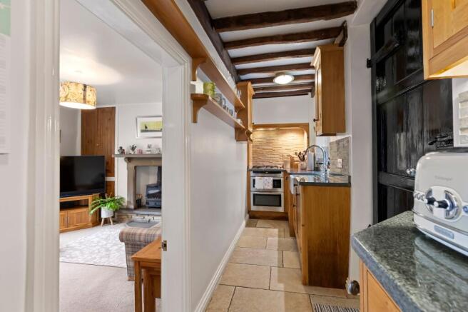 3 bed Terraced for sale Image 6