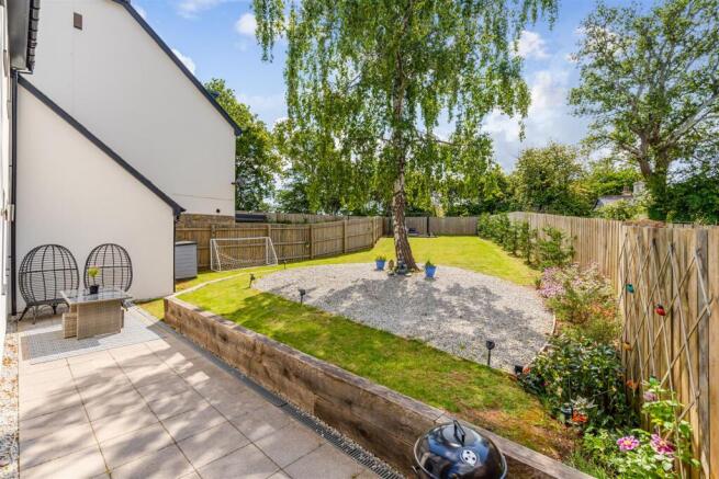 A08 - 14 The Pinnacle - 250602.jpg