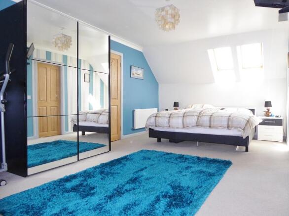 Bedroom 1 Master