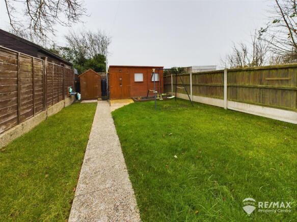 Rear Garden (2).jpg