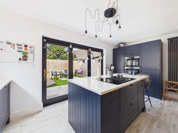 3 bed Detached for sale Image 6