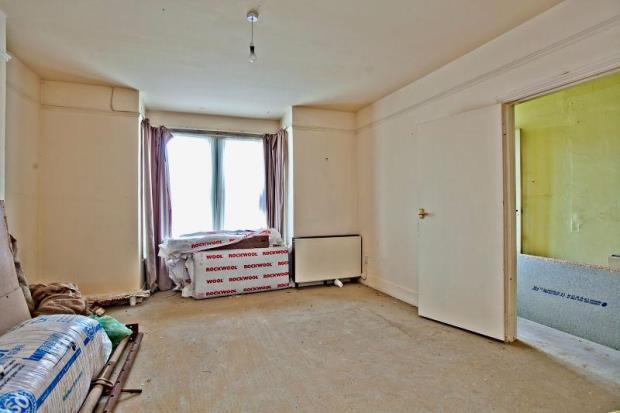Siiting Room