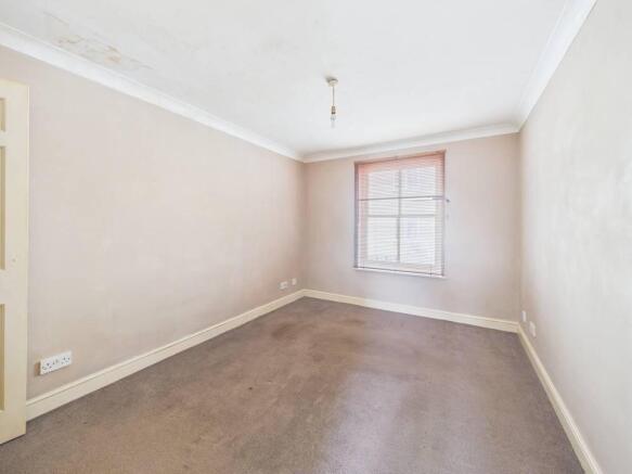 1 bed Apartment for sale Image 5