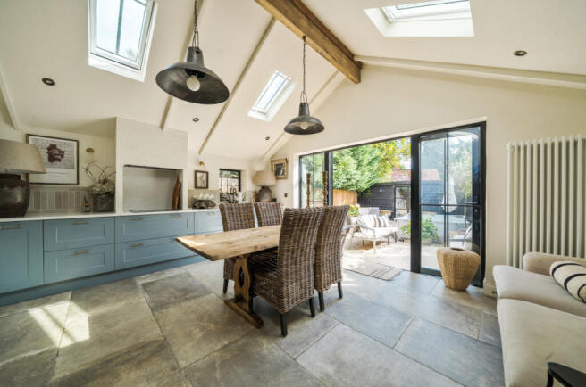 Kitchen/Dining Room