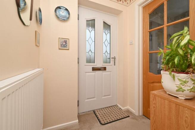 Entrance Hallway.jpg