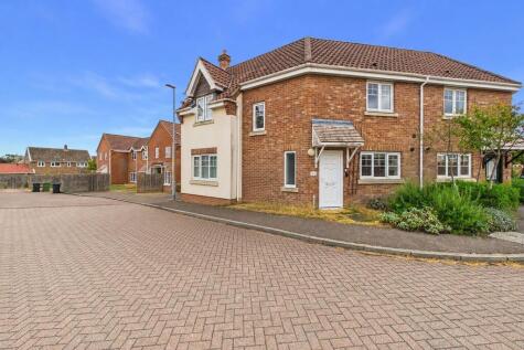 Grebe Drive, Chedgrave