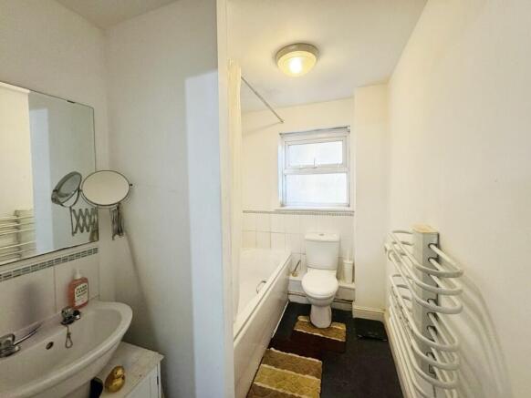 1 bed Apartment for sale Image 5