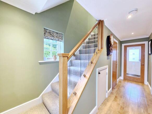 3 bed Detached for sale Image 8