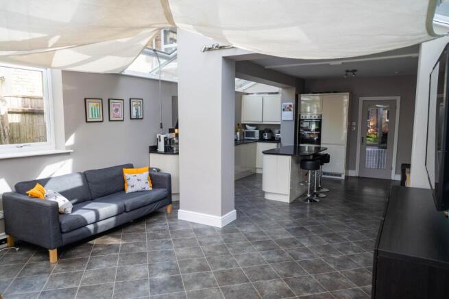 92 Sandbanks Road-1