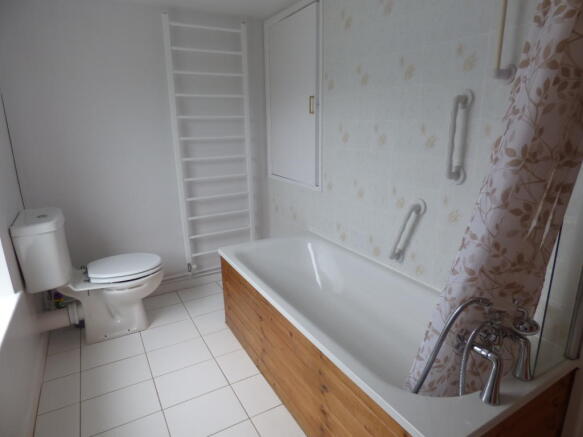 Photo 4