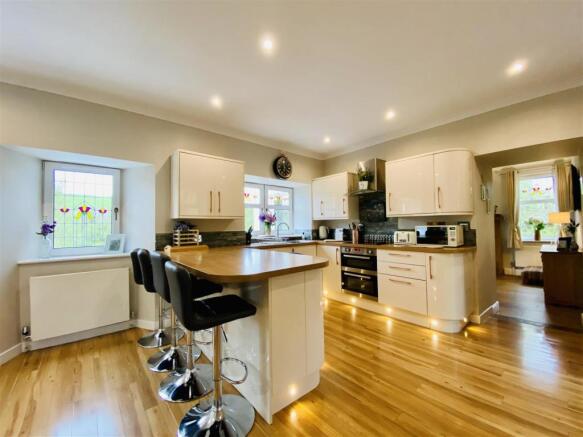 Dining Kitchen