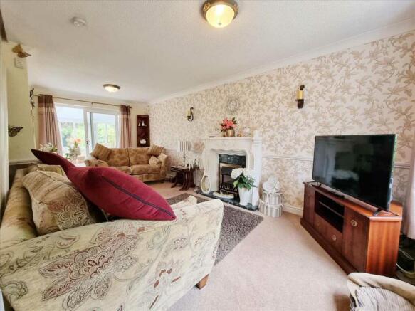 Lounge:
