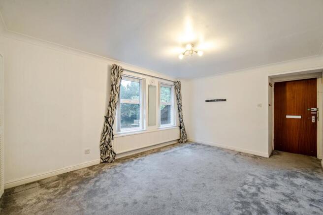 1 bed Flat for sale Image 6
