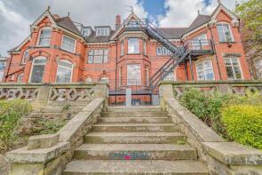 Flat 2, 30 Oakhurst, Anchorage Road, Sutton Trinity, Sutton Coldfield B74 2PL