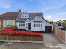 23, Masefield Drive, Upminster RM14 1AY