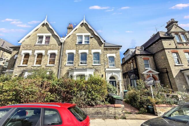 Flat 2, 10 Ribblesdale Road, Hornsey, London, N8 7EP