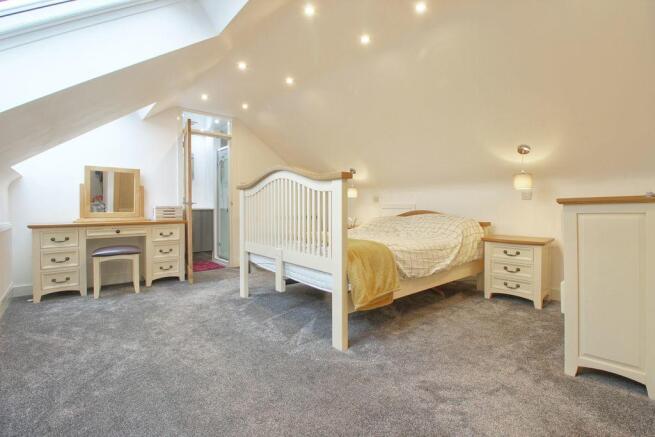 Bedroom 1 (Double with Ensuite)