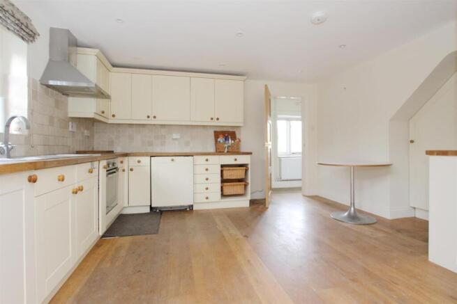 floral cottage ph11.JPG