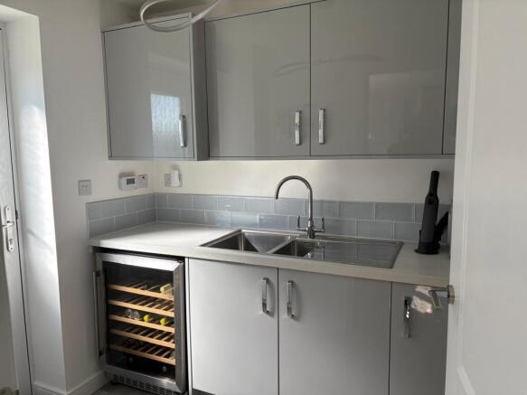 4 bed Detached for sale Image 7