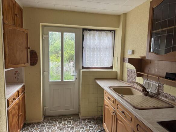 Isleworth Drive, Derby, Derbyshire DE22 4JR photo 5