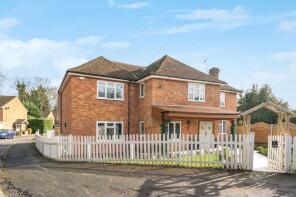 Appledore, Duffield Lane, Stoke Poges SL2 4AA