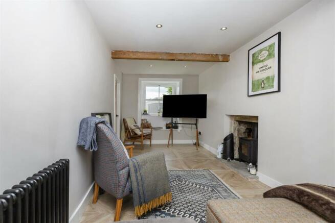 Living/Sitting Room