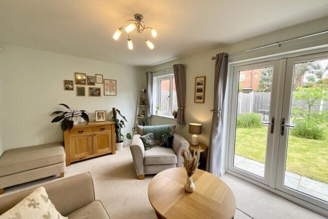 3 bed Semi-Detached for sale Image 4