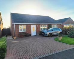 27, Elliott Way, Skegness PE24 5FH