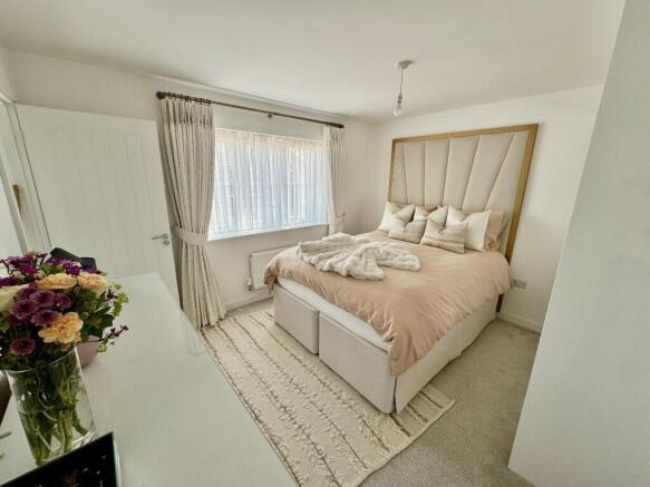3 bed Detached for sale Image 6