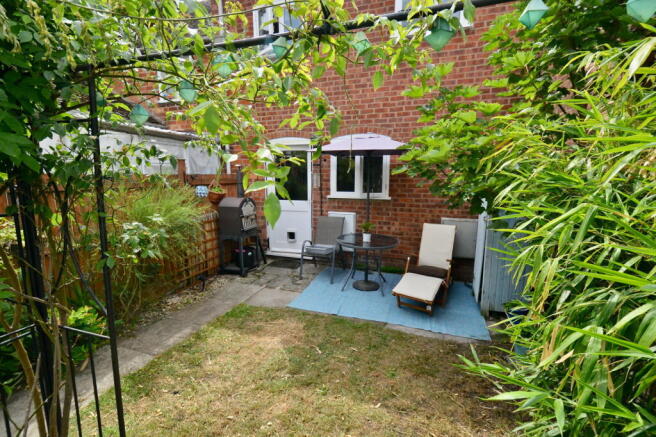 Photo 6