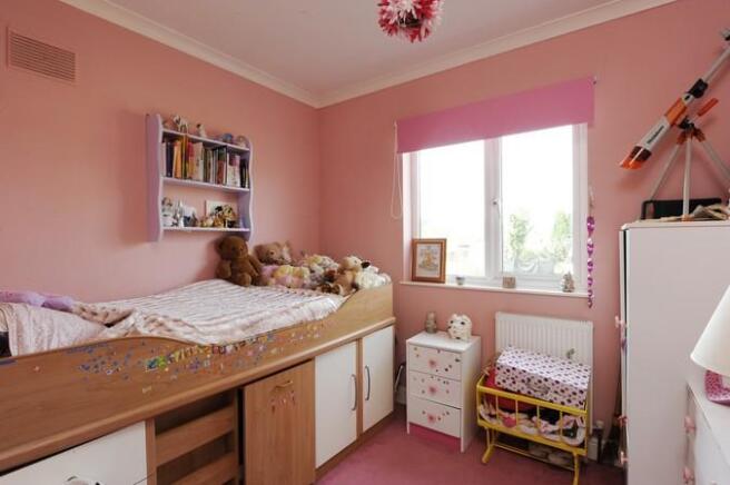Bed3.jpg