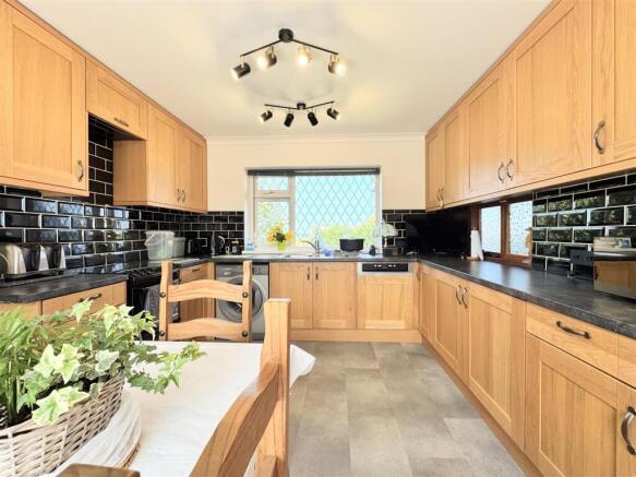 Kitchen Diner