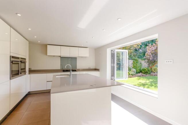 8398088-interior06-800.jpg