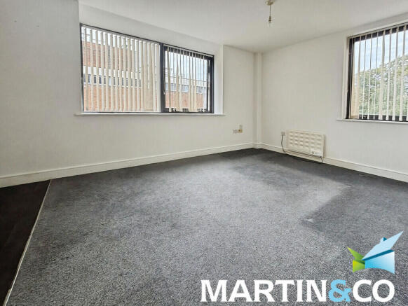 1 bed Apartment to rent Image 4