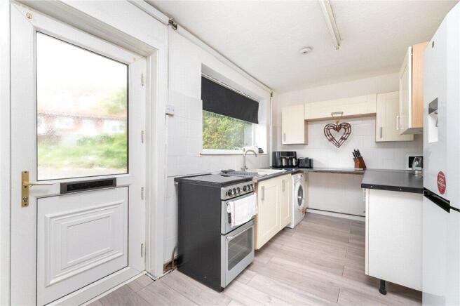 2 bed Semi-Detached for sale Image 7