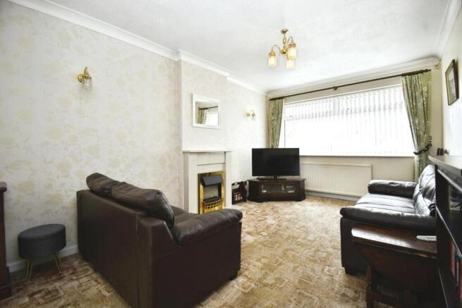 2 bed Semi-Detached Bungalow for sale Image 6