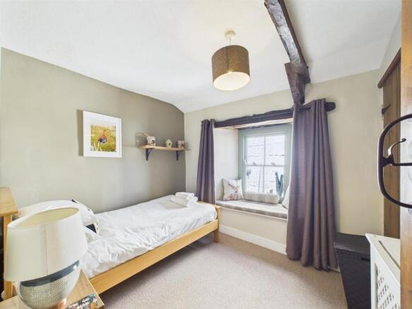 3 bed House for sale Image 10