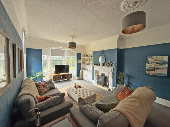 3 bed Maisonette for sale Image 2