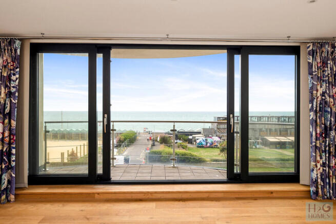 Kingsway 191, fla...