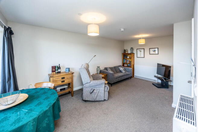 1 bed Apartment for sale Image 6