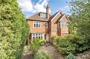 89, Ashley Road, Walton-on-thames KT12 1HH