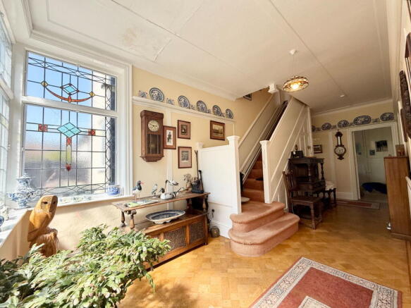 4 bed Semi-Detached for sale Image 10