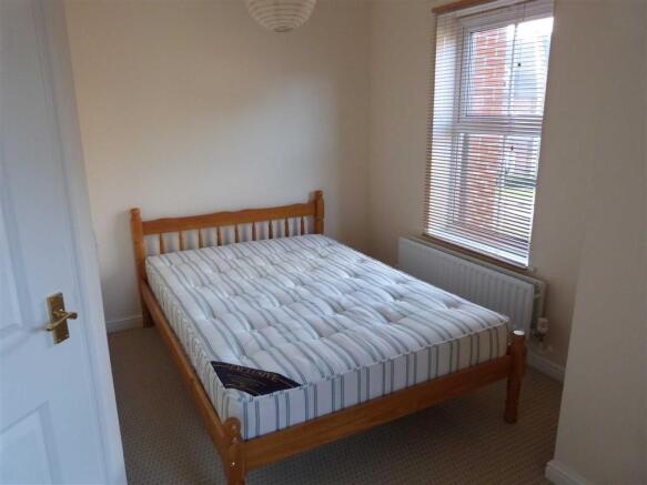Bedroom 2: