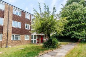 40, Fairfield Road, Dunstable LU5 4JT