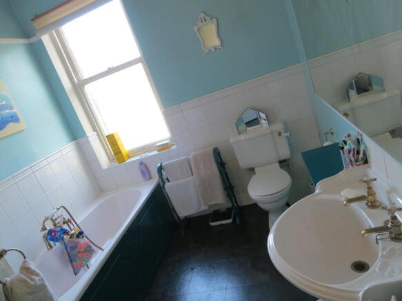 Photo 13