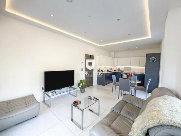 Living room/Kitchen