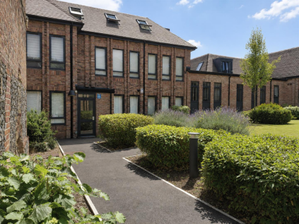 Manor Gardens, New Ash Green