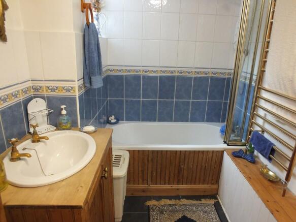 Photo 5