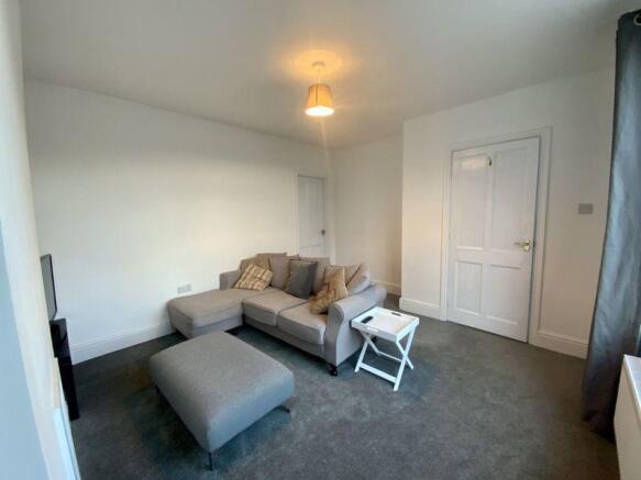 Lounge 02